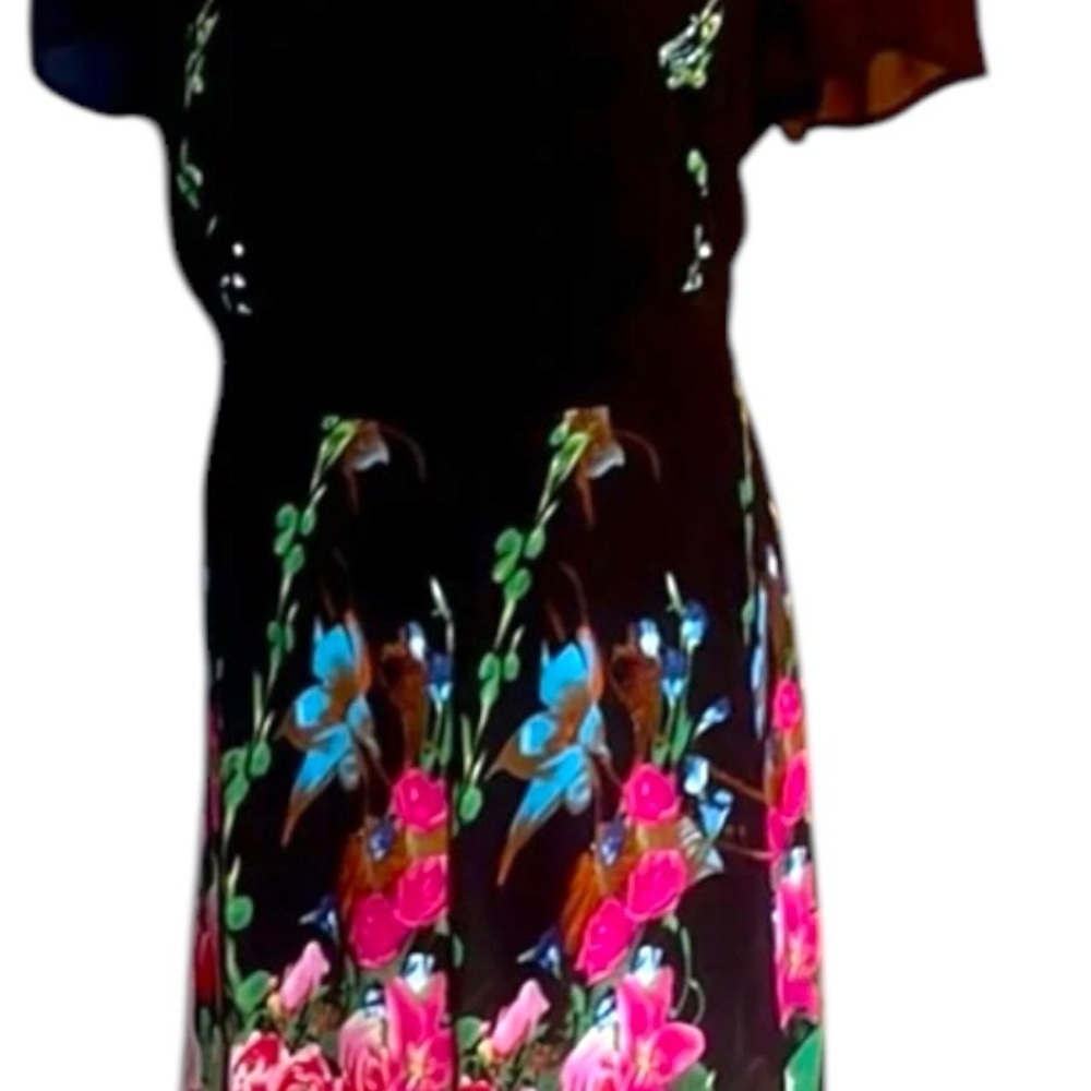 NWT beautiful floral dress - Picture 5 of 11